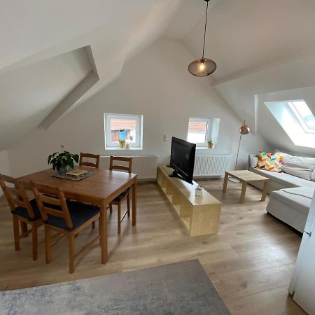 Helle 2 Zi. Wohnung Naehe Flughafen Muenchen Haimhausen  Extérieur photo
