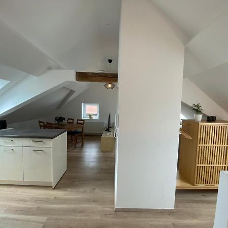 Helle 2 Zi. Wohnung Naehe Flughafen Muenchen Haimhausen  Extérieur photo