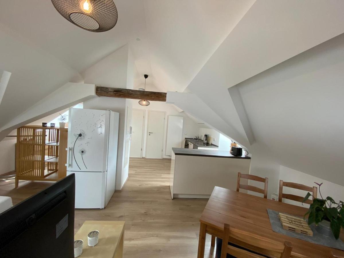 Helle 2 Zi. Wohnung Naehe Flughafen Muenchen Haimhausen  Extérieur photo