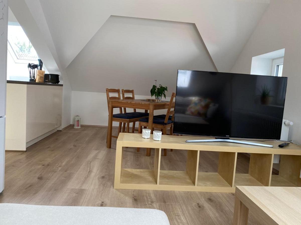 Helle 2 Zi. Wohnung Naehe Flughafen Muenchen Haimhausen  Extérieur photo